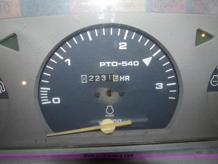 image for item G9862 Kubota L3710 GST MFWD tractor