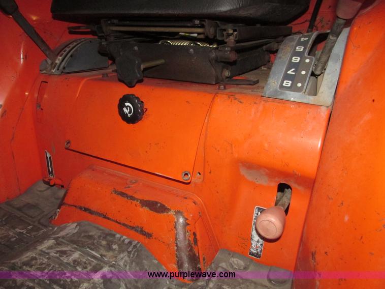 image for item G9862 Kubota L3710 GST MFWD tractor