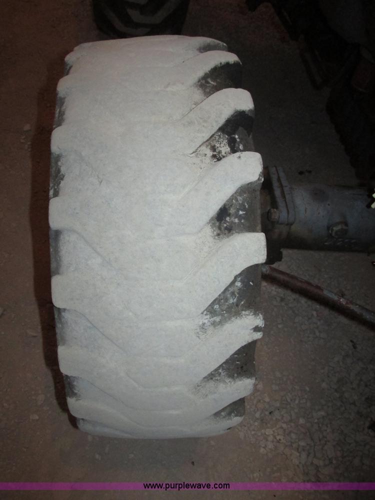 image for item G9862 Kubota L3710 GST MFWD tractor