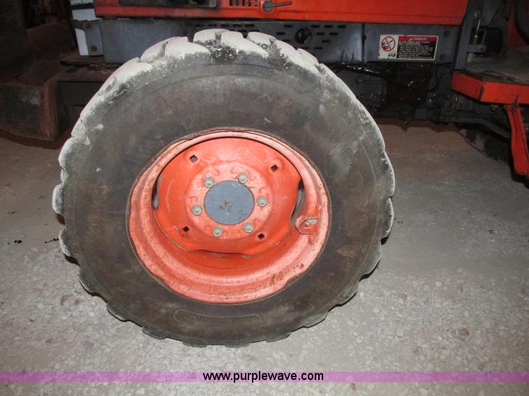 image for item G9862 Kubota L3710 GST MFWD tractor