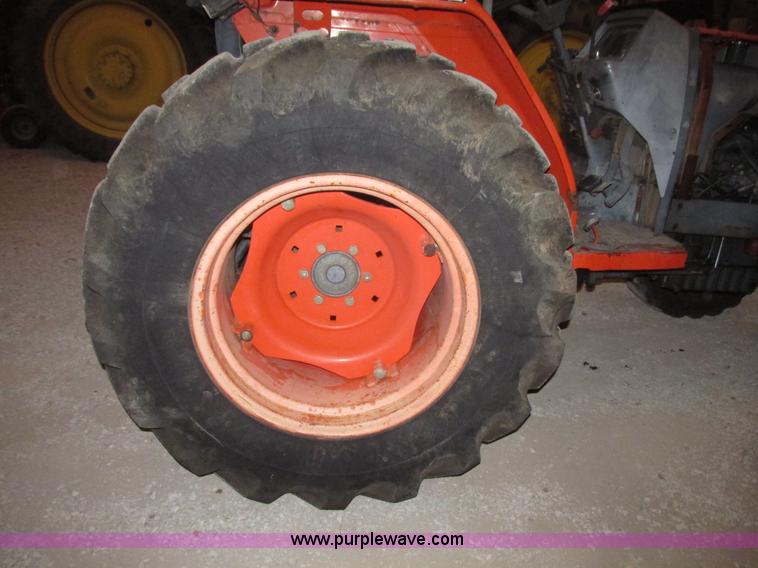 image for item G9862 Kubota L3710 GST MFWD tractor