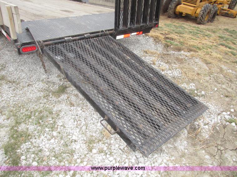 image for item G9863 2012 H&H gooseneck trailer