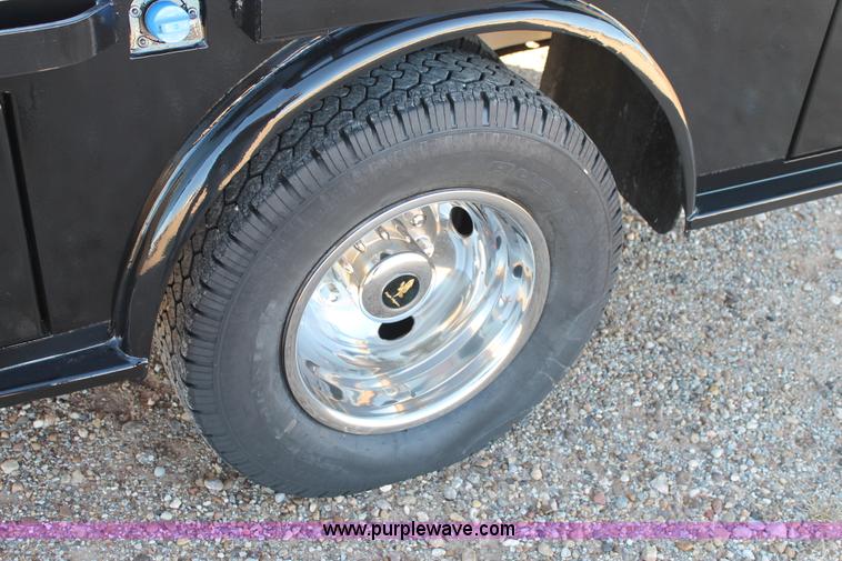 image for item H1680 2012 Ford F350 Super Duty SuperCab utility truck