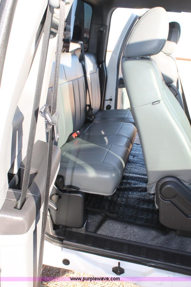 image for item H1680 2012 Ford F350 Super Duty SuperCab utility truck