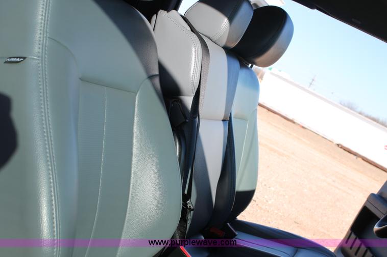 image for item H1680 2012 Ford F350 Super Duty SuperCab utility truck