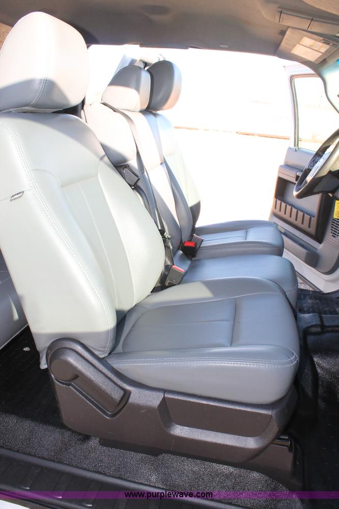 image for item H1680 2012 Ford F350 Super Duty SuperCab utility truck