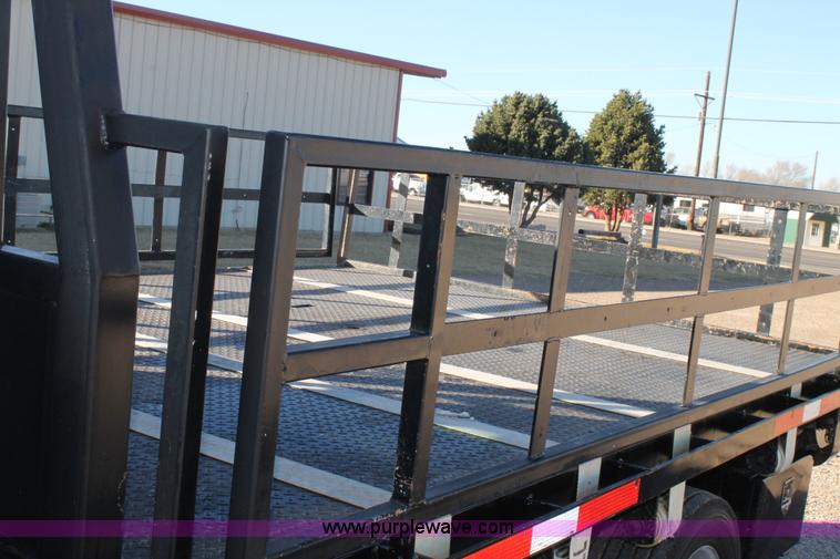 image for item H1681 2008 Ford F550 Crew Cab flatbed truck