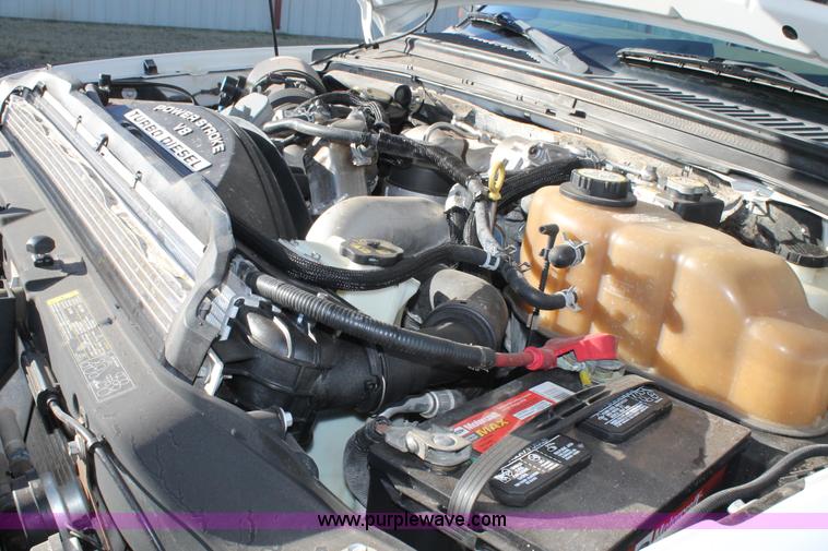 image for item H1681 2008 Ford F550 Crew Cab flatbed truck