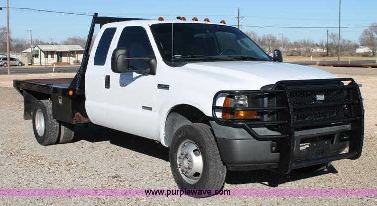 image for item H1683 2006 Ford F350 Super Duty SuperCab utility truck