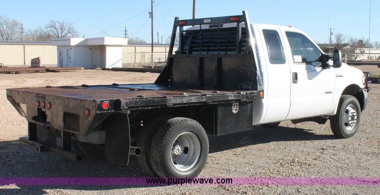 image for item H1683 2006 Ford F350 Super Duty SuperCab utility truck
