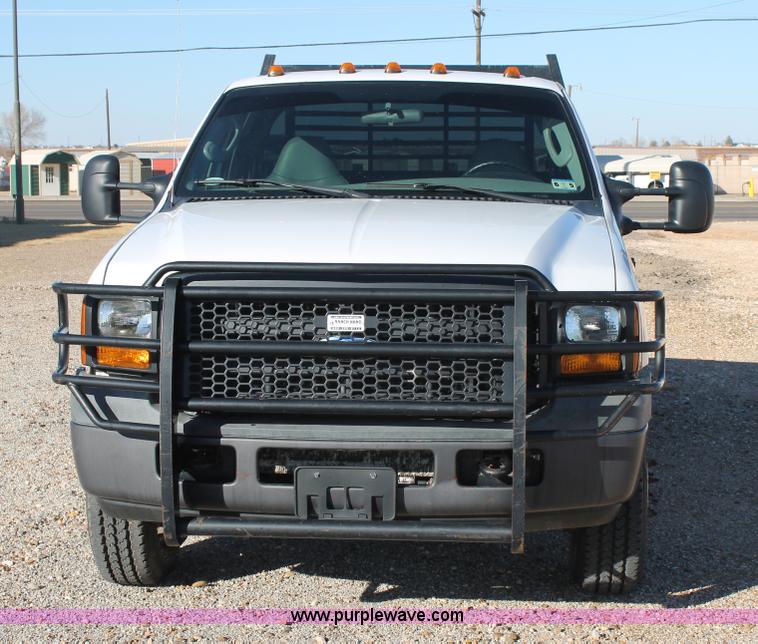 image for item H1683 2006 Ford F350 Super Duty SuperCab utility truck