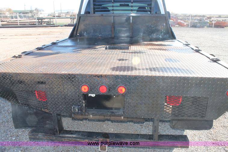 image for item H1683 2006 Ford F350 Super Duty SuperCab utility truck