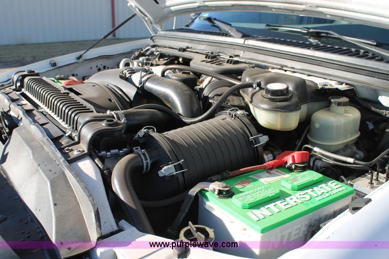 image for item H1683 2006 Ford F350 Super Duty SuperCab utility truck