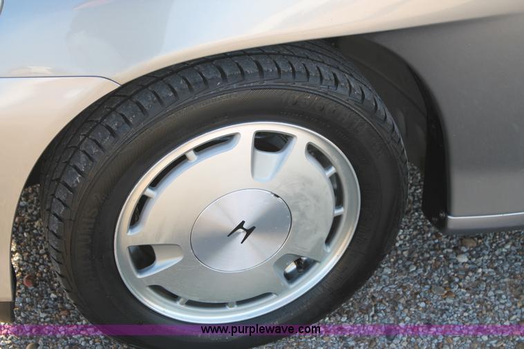 image for item H1691 2005 Honda Insight CVT