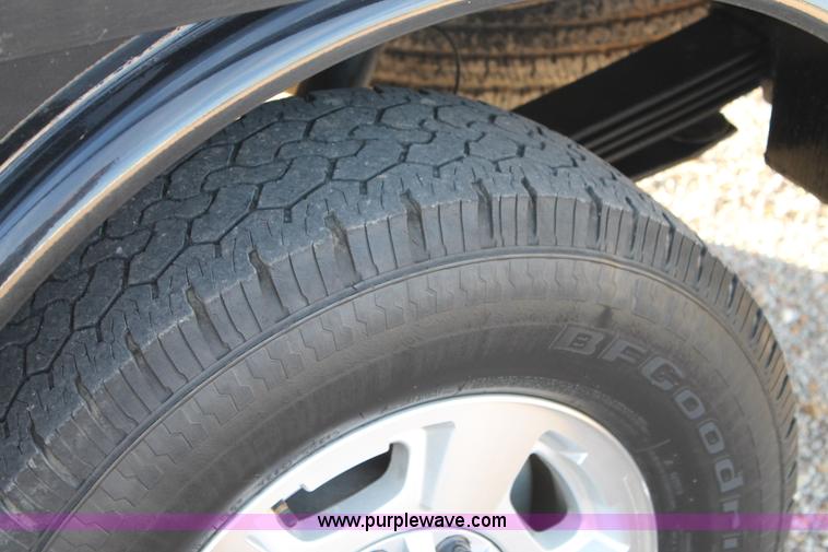 image for item H1692 2011 Chevrolet Silverado 2500HD LT flatbed truck