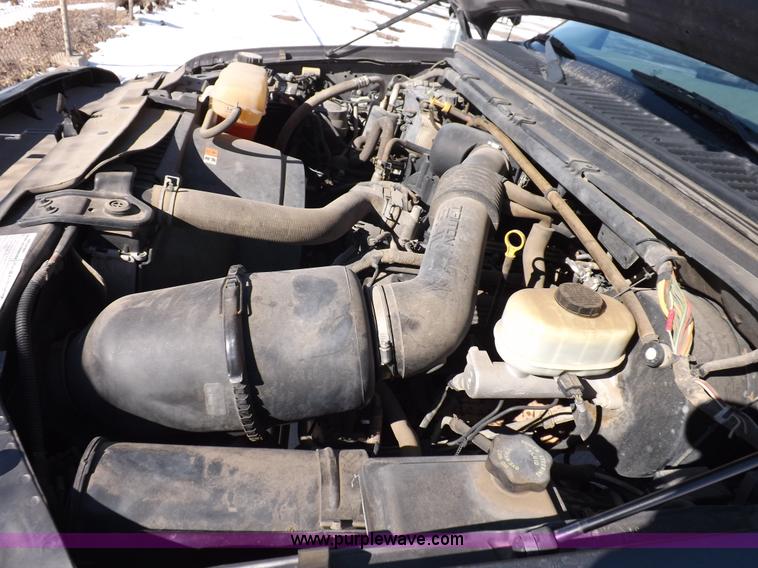 image for item H1906 2004 Ford F350 Super Duty XLT utility truck