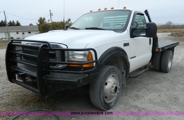 image for item H2315 2000 Ford F450 Super Duty flatbed pickup truck