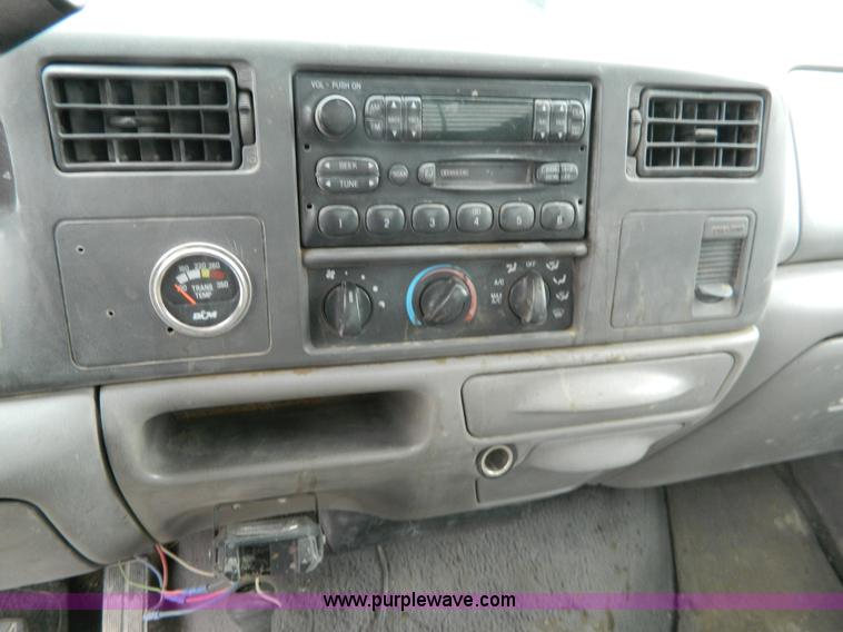 image for item H2315 2000 Ford F450 Super Duty flatbed pickup truck