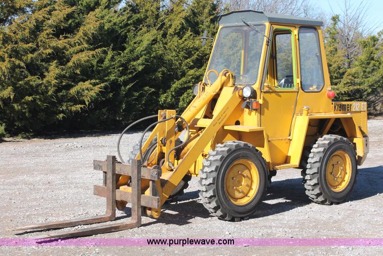 image for item H5519 1990 Kramer 212ET wheel loader