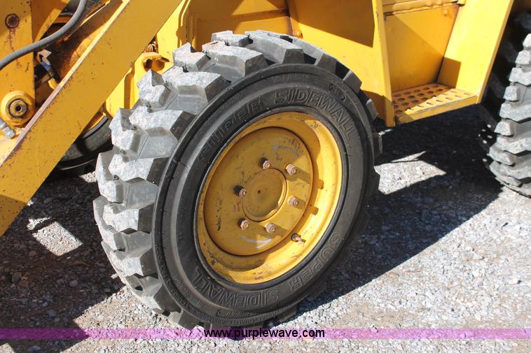 image for item H5519 1990 Kramer 212ET wheel loader