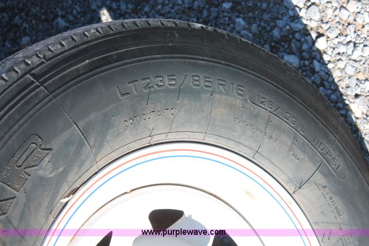 image for item H5521 2007 Horsecreek gooseneck dump trailer