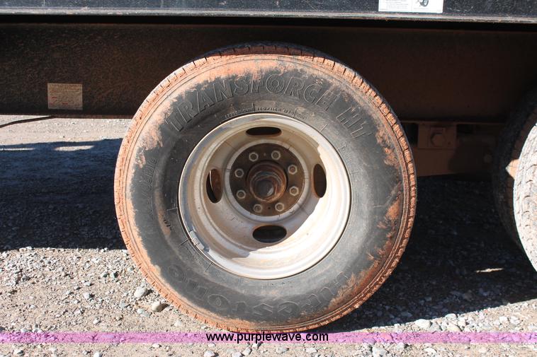 image for item H5522 2006 Diamond Fleetneck Workhorse gooseneck dump trailer