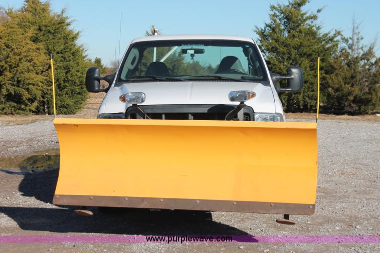 image for item H5523 2007 Ford F250 Super Duty XL FX4 Off-Road SuperCab pickup truck