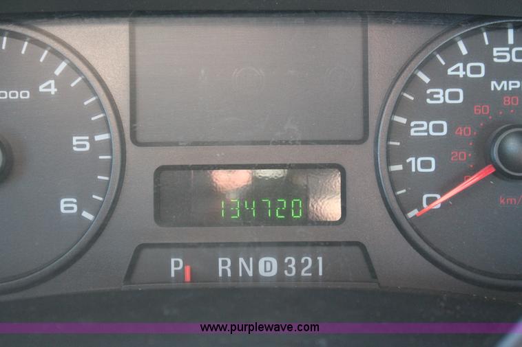 image for item H5523 2007 Ford F250 Super Duty XL FX4 Off-Road SuperCab pickup truck