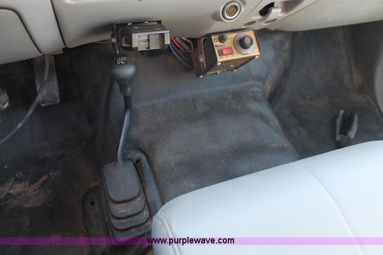 image for item H5523 2007 Ford F250 Super Duty XL FX4 Off-Road SuperCab pickup truck