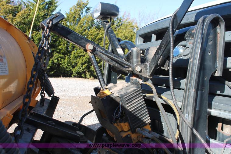 image for item H5523 2007 Ford F250 Super Duty XL FX4 Off-Road SuperCab pickup truck