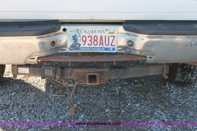 image for item H5523 2007 Ford F250 Super Duty XL FX4 Off-Road SuperCab pickup truck