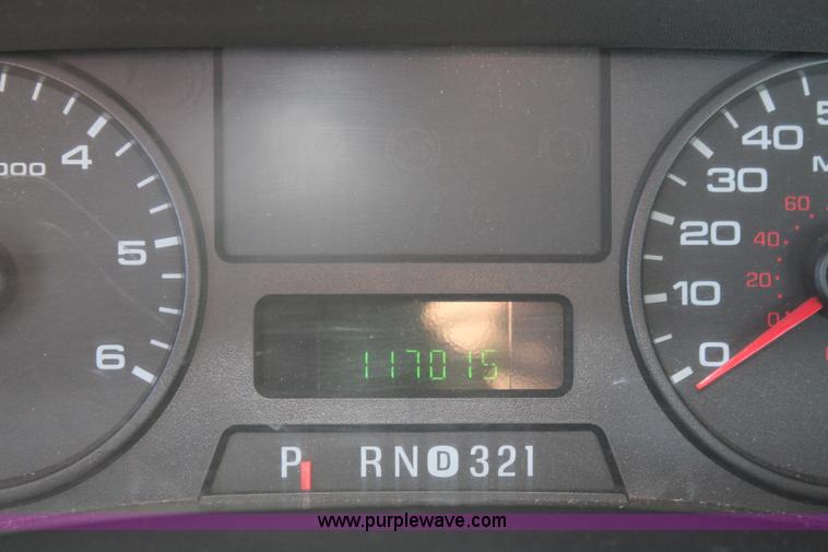 image for item H5524 2006 Ford F250 Super Duty XL SuperCab pickup truck