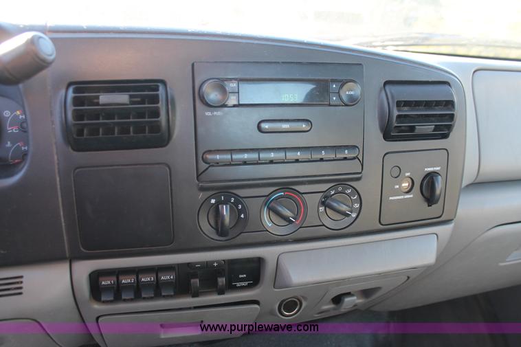 image for item H5524 2006 Ford F250 Super Duty XL SuperCab pickup truck