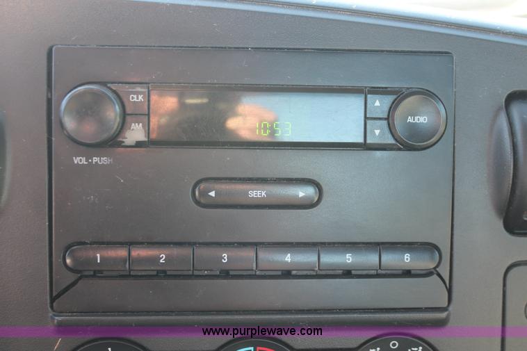 image for item H5524 2006 Ford F250 Super Duty XL SuperCab pickup truck