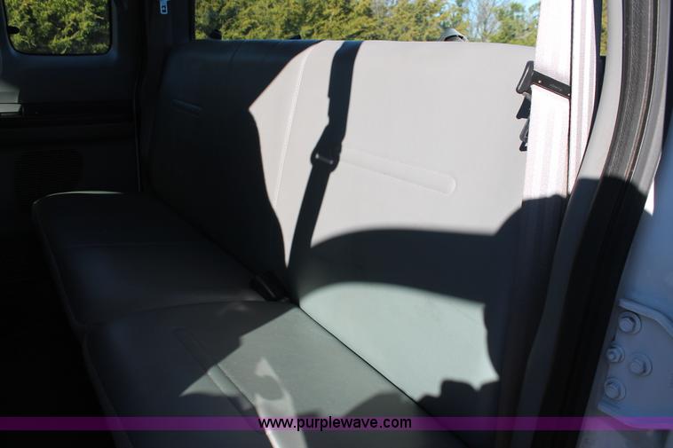 image for item H5524 2006 Ford F250 Super Duty XL SuperCab pickup truck