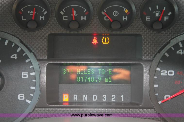 image for item H5527 2010 Ford F250 Super Duty XL SuperCab pickup truck