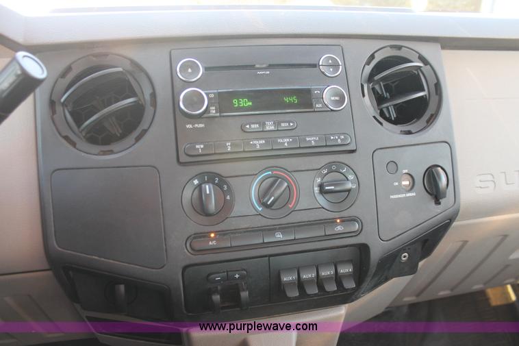 image for item H5527 2010 Ford F250 Super Duty XL SuperCab pickup truck