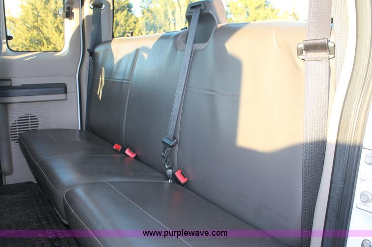 image for item H5527 2010 Ford F250 Super Duty XL SuperCab pickup truck