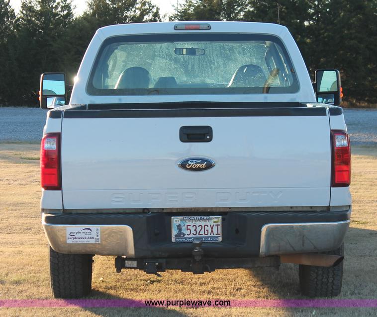 image for item H5528 2010 Ford F250 Super Duty XL SuperCab pickup truck