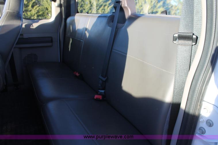 image for item H5528 2010 Ford F250 Super Duty XL SuperCab pickup truck