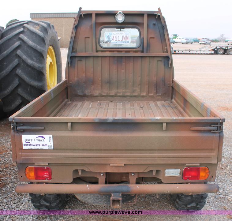 image for item H5988 1997 Mitsubishi mini truck