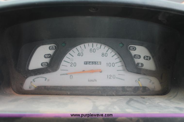 image for item H5988 1997 Mitsubishi mini truck