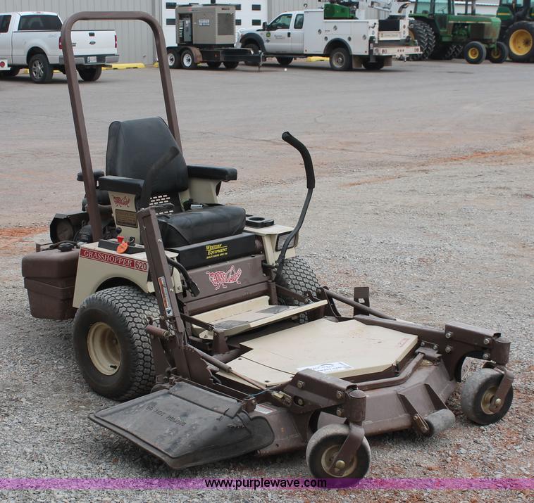 image for item H5989 2008 Grasshopper 620T2 ZTR lawn mower