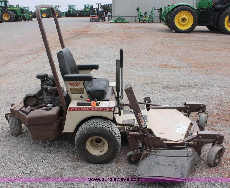 image for item H5989 2008 Grasshopper 620T2 ZTR lawn mower