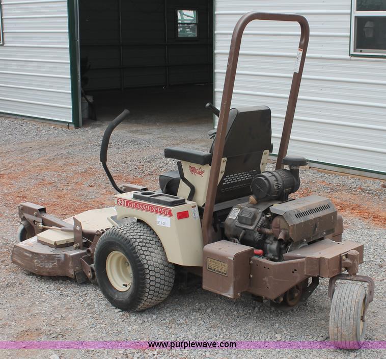 image for item H5989 2008 Grasshopper 620T2 ZTR lawn mower