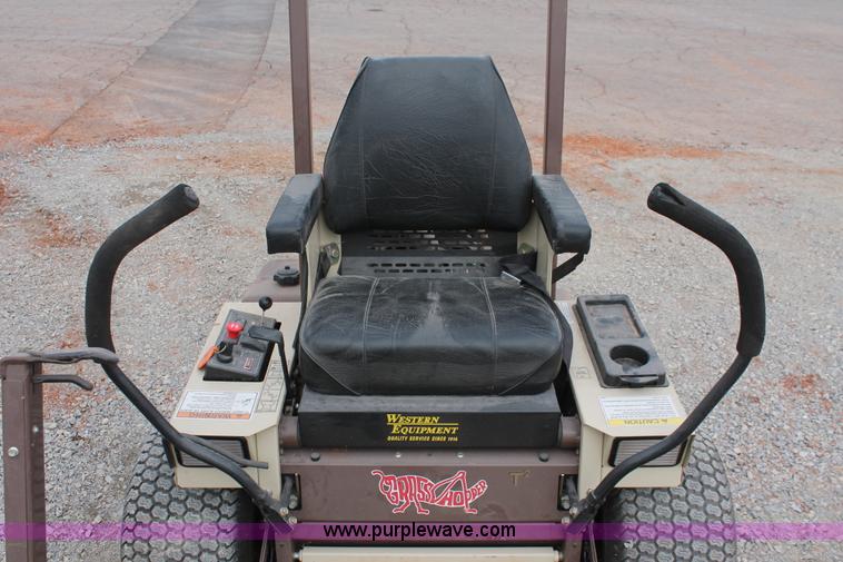 image for item H5989 2008 Grasshopper 620T2 ZTR lawn mower