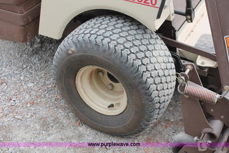 image for item H5989 2008 Grasshopper 620T2 ZTR lawn mower