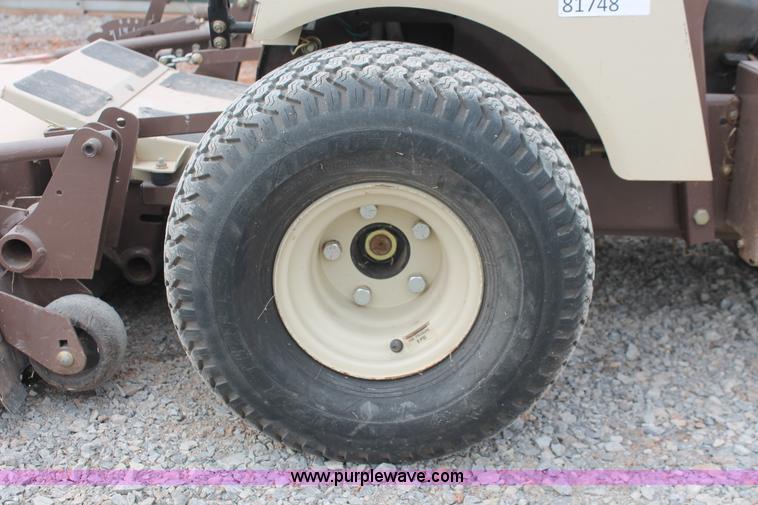 image for item H5989 2008 Grasshopper 620T2 ZTR lawn mower