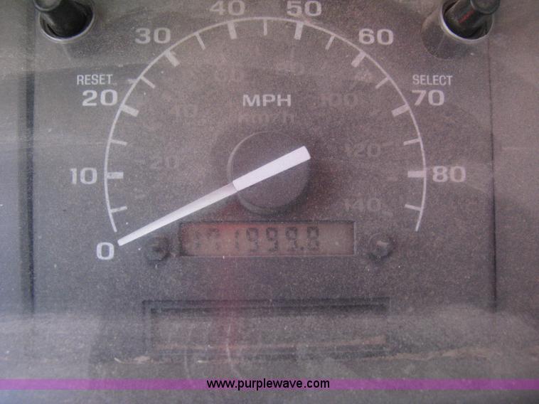 image for item H9359 1995 Ford F150 Eddie Bauer pickup truck