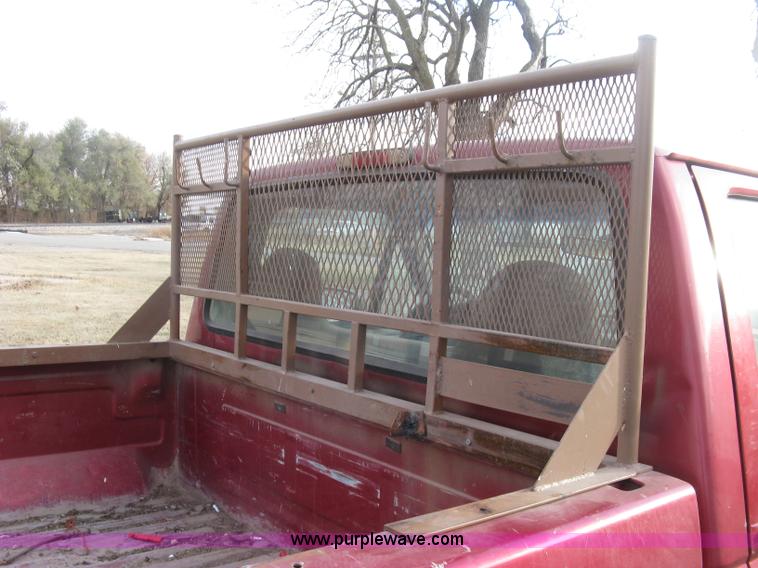 image for item H9359 1995 Ford F150 Eddie Bauer pickup truck